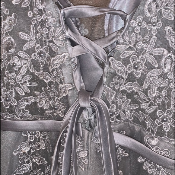 Silver and Grey Dress - Picture 3 of 4